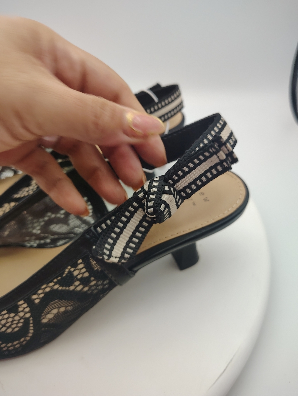 New A New Day Black Lace Illusion Slingback Pointed Heels SIze Woman's 8.5 - Picture 9 of 12